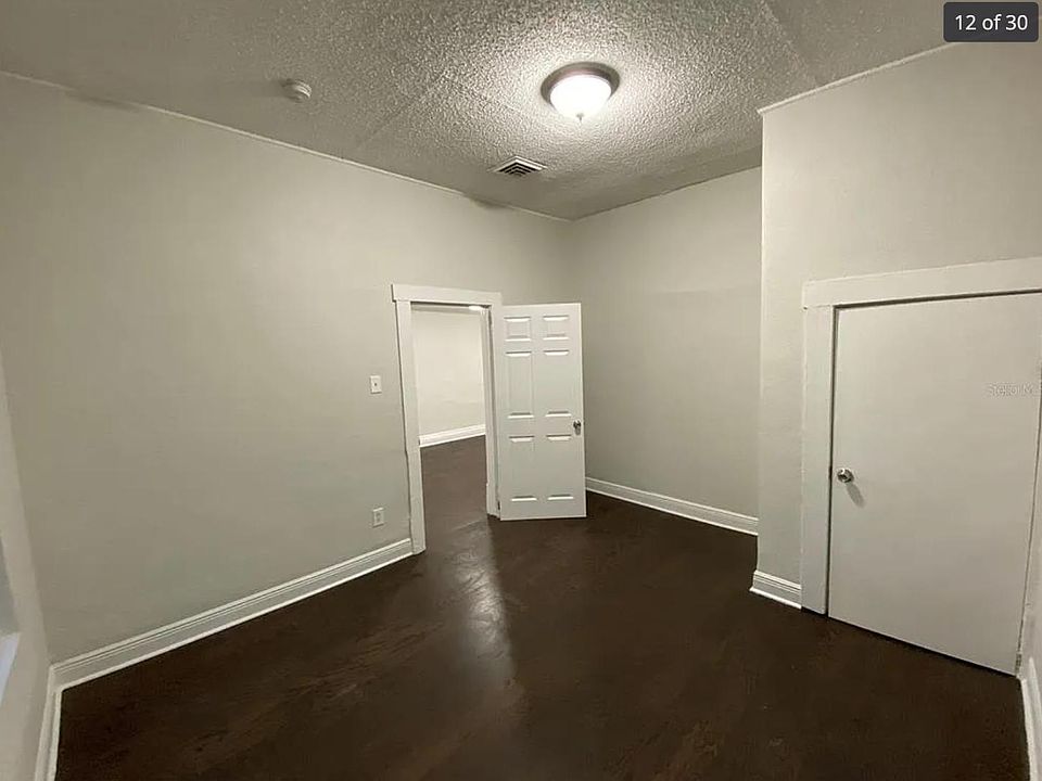 Unit Photo