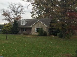 22 Country Club Rd, Royersford, PA 19468