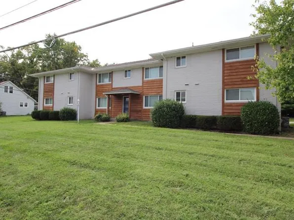 6020 Metcalf Ln #3A, Mission, KS 66202