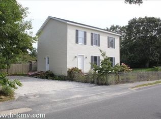 31 10th St S, Edgartown, MA 02539