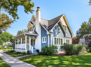 4701 Prince St, Downers Grove, IL 60515