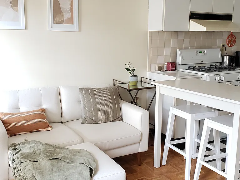 12 Mercer St #2 — Photo 1