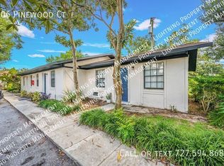 406 Pinewood Ct, Brandon, FL 33510