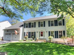 13909 Valley Country Dr, Chantilly, VA 20151