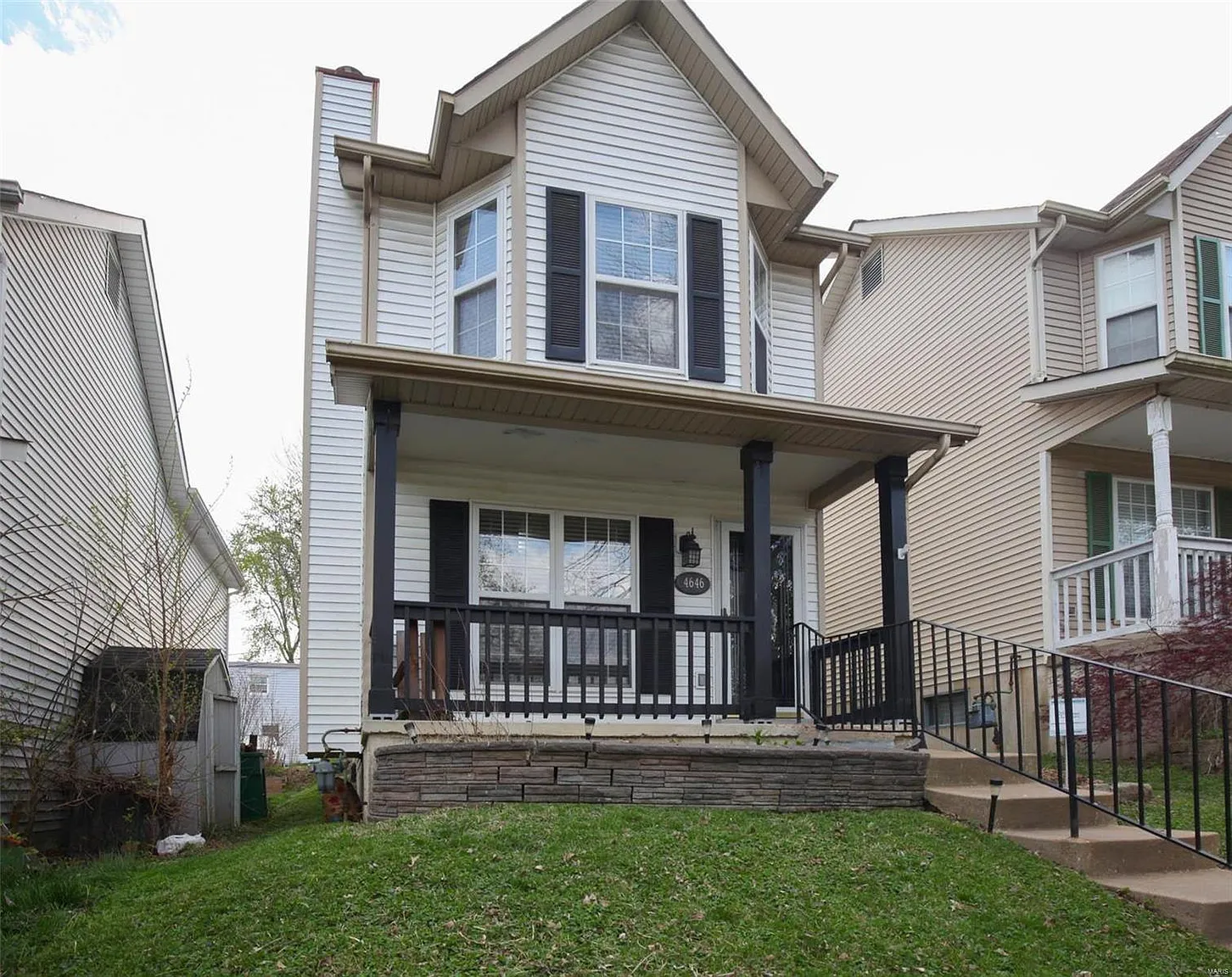 4646 Hannover Ave photo 1