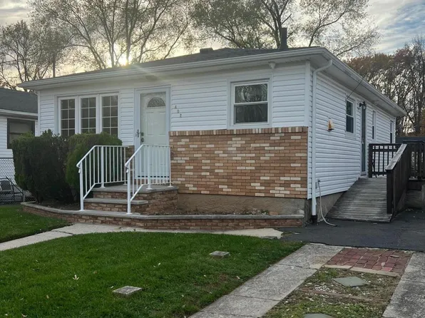 402 Grandview Ave, Staten Island, NY 10303