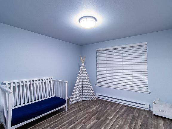 5th image of 633-635 17th St SE