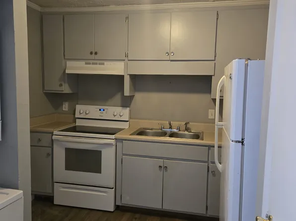 320 Vine St #B, Athens, GA 30601