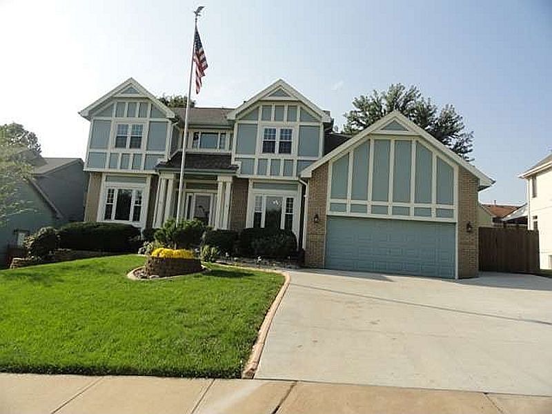 1st image of 1015 Tekamah Ln