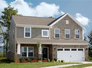 724 Arbuckle St, Chesapeake, VA 23323