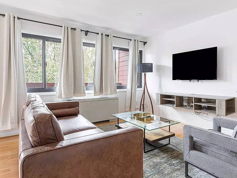 1511 S George Mason Dr #23 — Photo 1