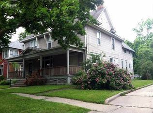 424 Avon St, Flint, MI 48503