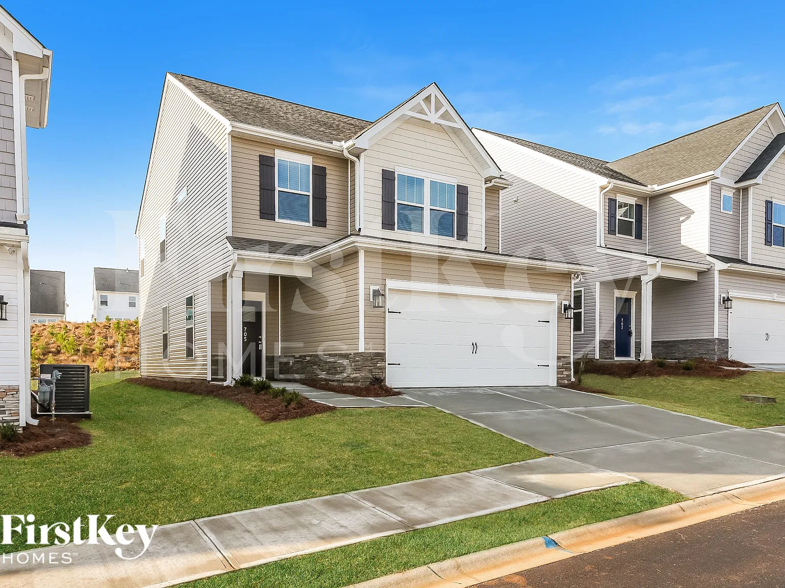 3 bed, 2.0 bath, 1854 sqft, $2,130 — Photo 2