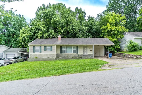 2904 S Q St Photo 1