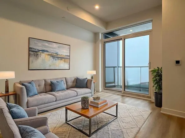 25 Wellington St S, Kitchener, ON