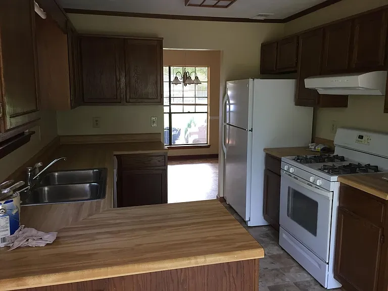 1212 Woodstream Cir NW — Photo 6