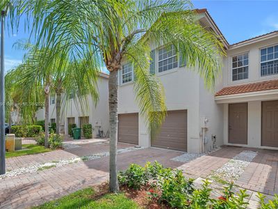8210 Prestige Commons Dr, Tamarac, FL, 33321