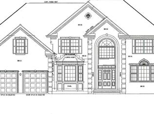 3 Gloria Ln, Monroe Township, NJ 08831