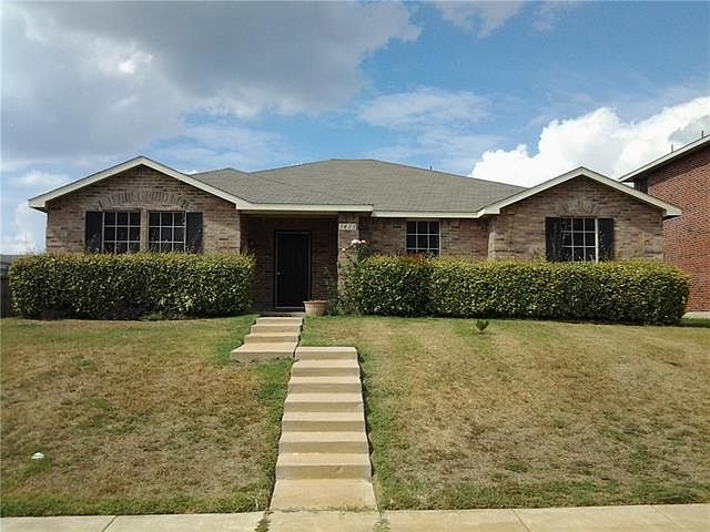 1st image of 1411 Honey Bee Ln