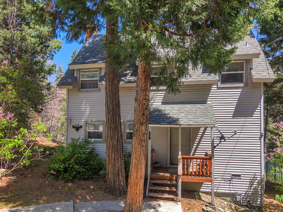 1st image of 301-307 Walnut Dr