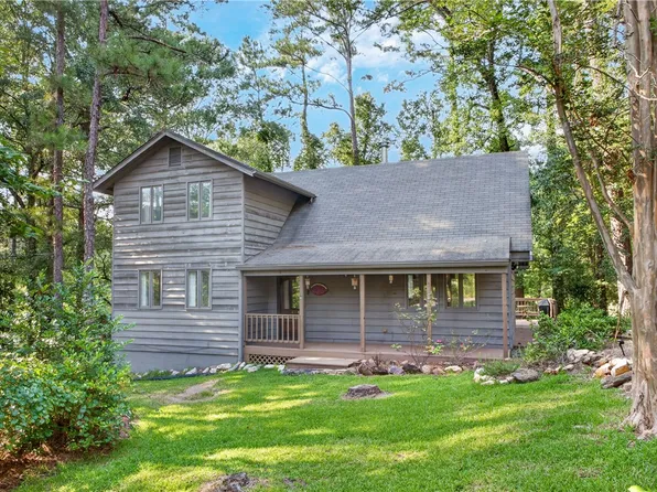 1866 Summit Ln, Auburn, AL 36832