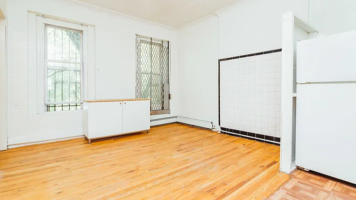 Rented by Nooklyn NYC LLC | media 15