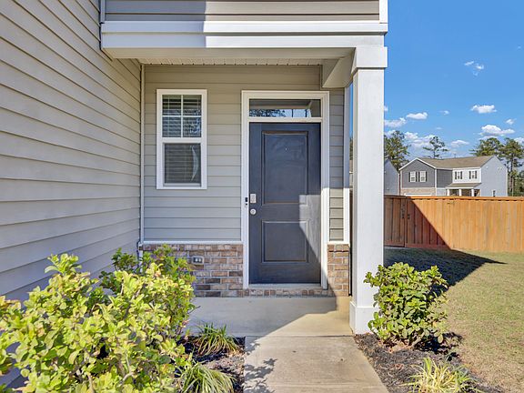 3rd image of 163 Horizon Ridge Dr