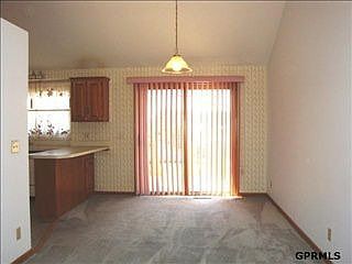 4th image of 7924 S 71st Ave