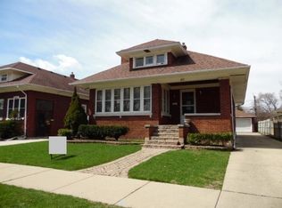 40 N Edison Ave, Elgin, IL 60123