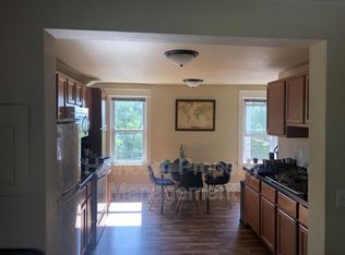 216 E 5th St UNIT 2, Duluth, MN 55805