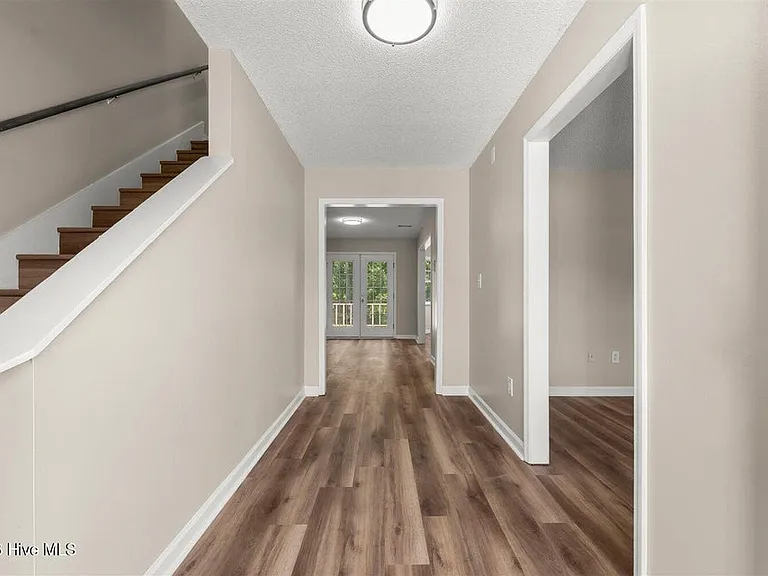 4149 Foreman Way — Photo 2