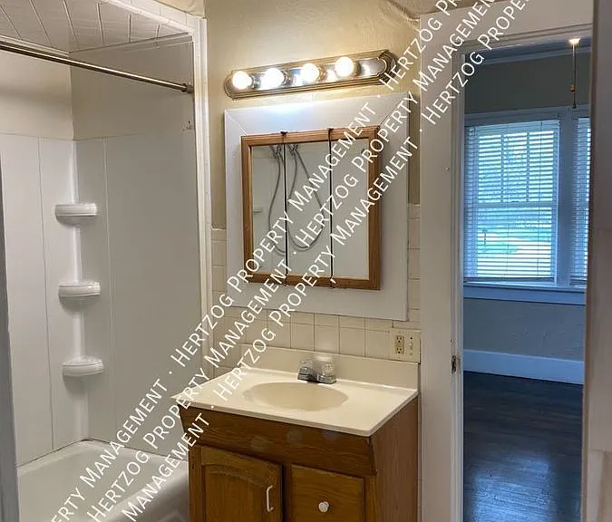 734 Marland Dr — Photo 19