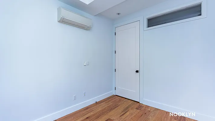 Rented by Nooklyn NYC LLC | media 6