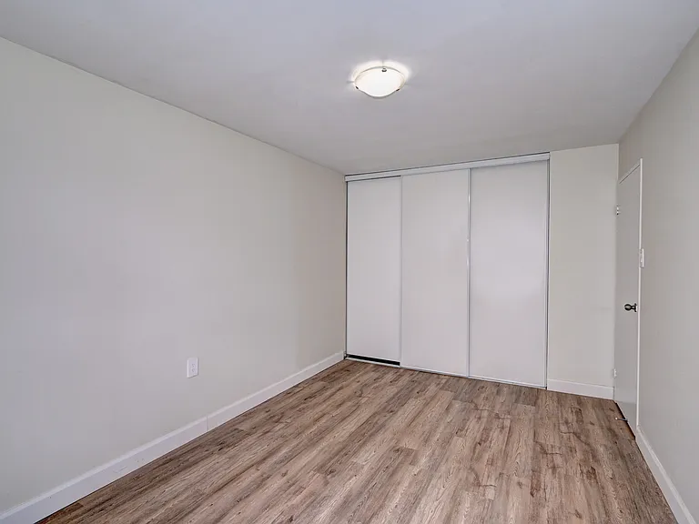 6 Willow Rd — Photo 13