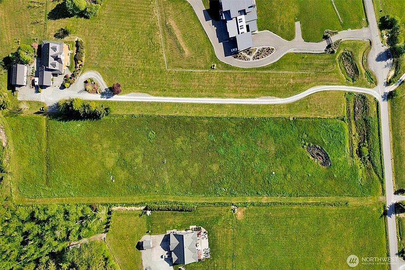 4th image of 5351 Island View Way