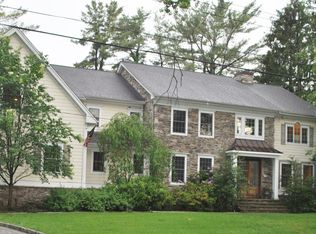 129 Pearl Ct, Old Tappan, NJ 07675