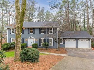 85 Martin Point Ct, Roswell, GA 30076