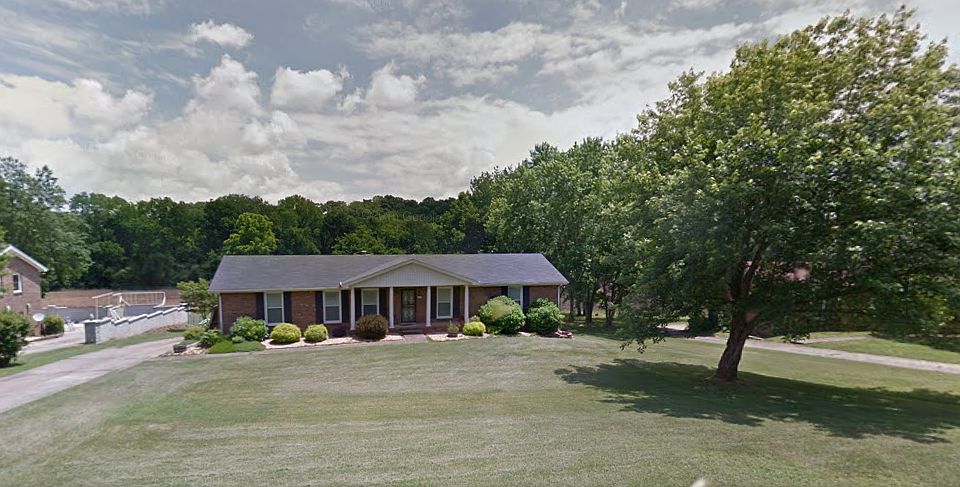 1st image of 419 Rivermont Dr