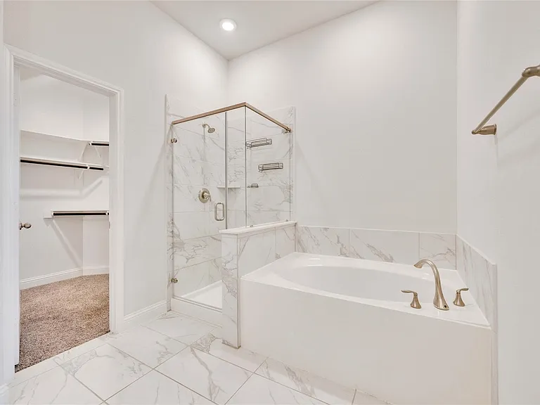 6306 Loquat Grove Ct — Photo 19