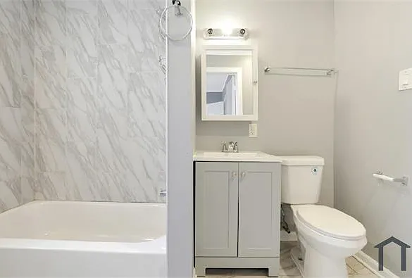 7922 S Honore St #1 — Photo 10