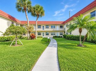 99 Spring Lake Dr APT 101, Vero Beach, FL 32962