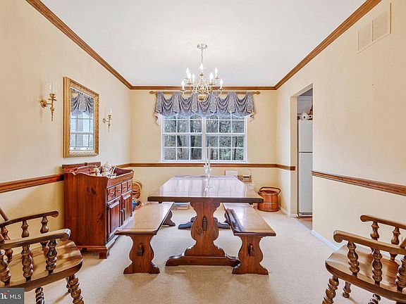 3rd image of 120 Claiborne Rd