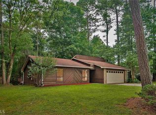 3285 Fall Cir, Snellville, GA