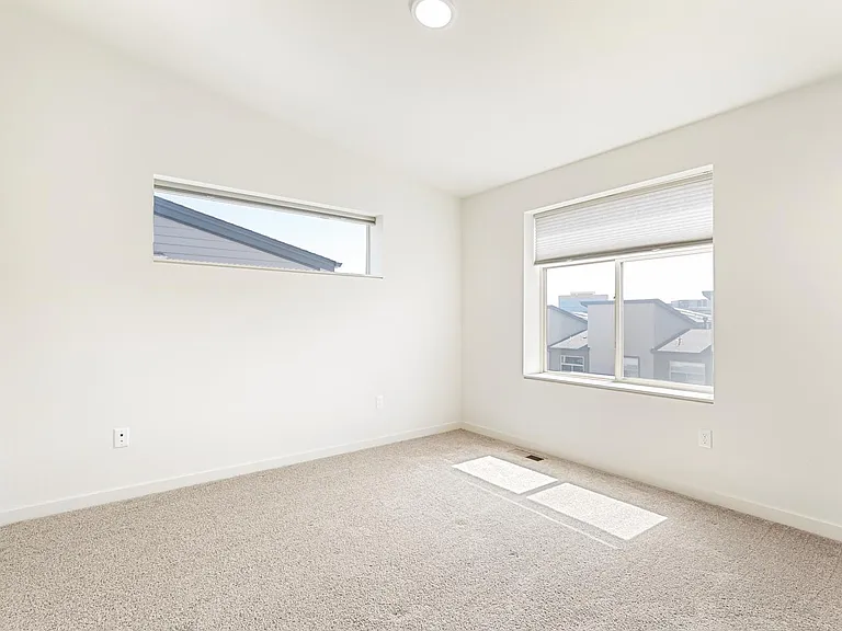 10069 Town Ridge Ln — Photo 9