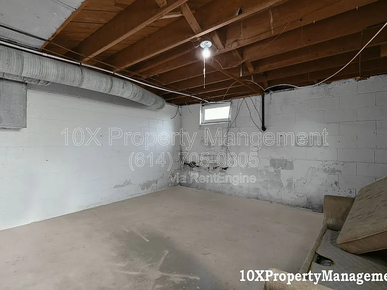 455 S Napoleon Ave — Photo 18