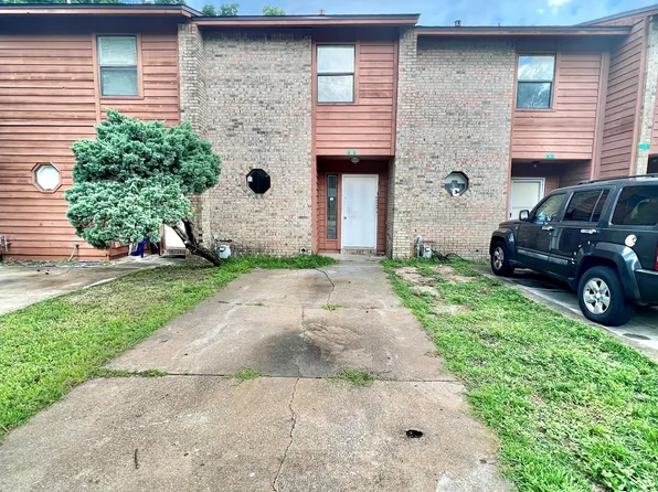 421 Hollywood Blvd E, Fort Walton Beach, FL