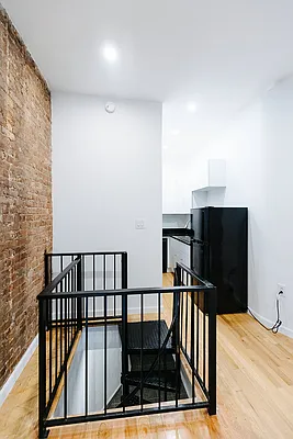 Rented by Avenues Real Estate | media 34
