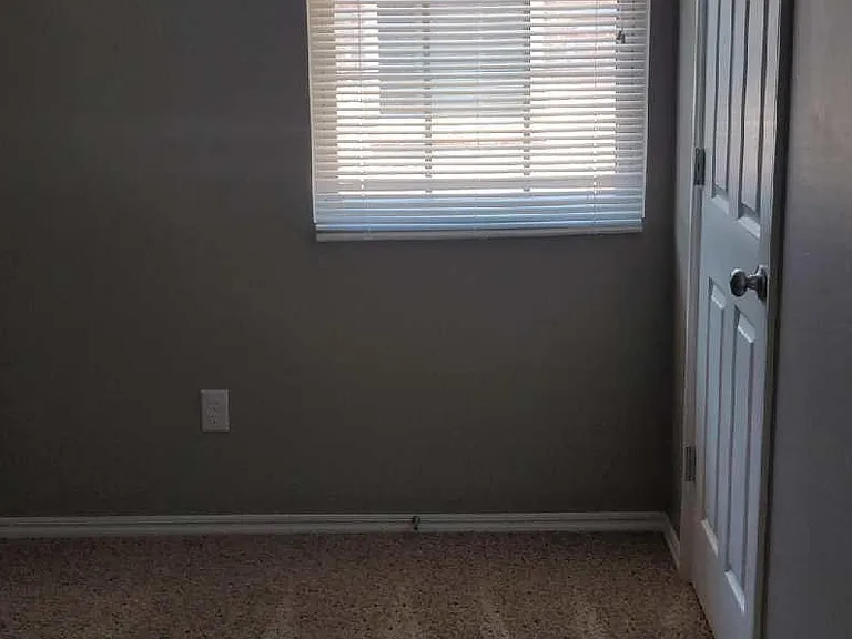 118 Ashley Dr — Photo 13