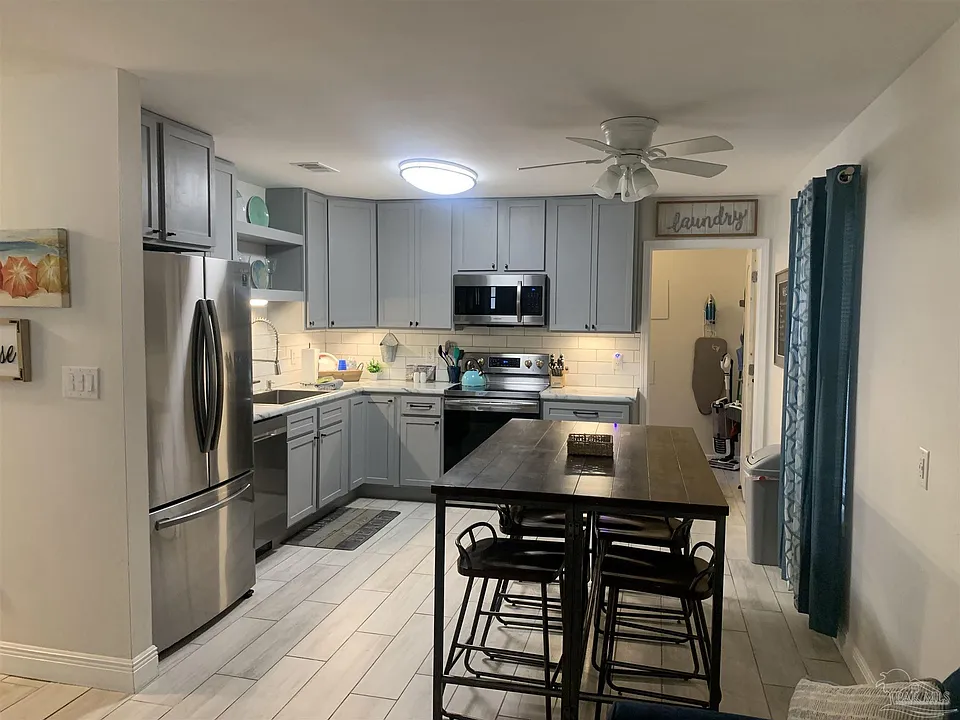 2866 Villa Woods Cir