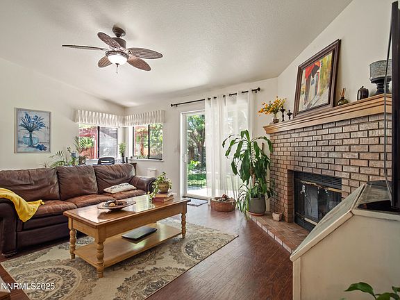 4th image of 300 Coral Way